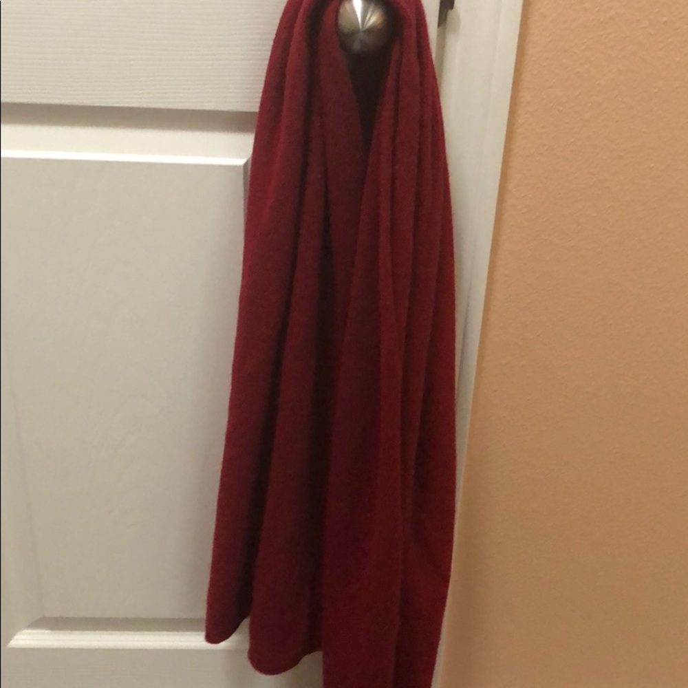 Cashmere scarf